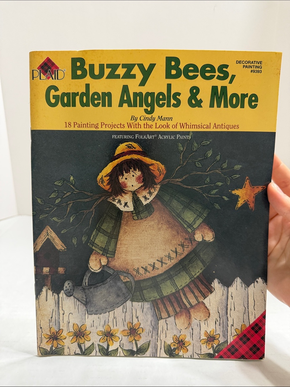 Buzzy Bees Garden Angels & More Decorative Painting Book by Cindy Mann